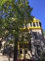 Victorian duplex with yellow cornices, apartment for temporary rentals in Downtown Montreal